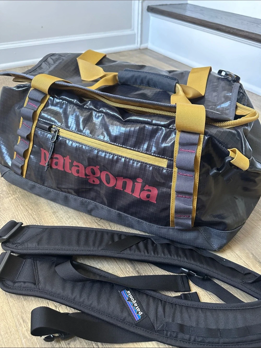 Patagonia Black hole Duffel 40L